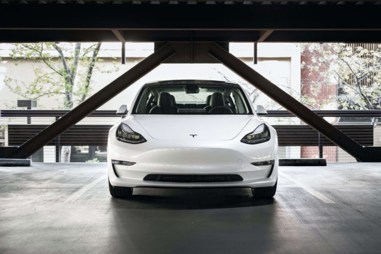 Tesla 3 white